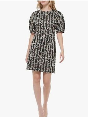 Tommy Hilfiger Women's Puff Sleeve Shift Dress in a leaf print pattern size 14